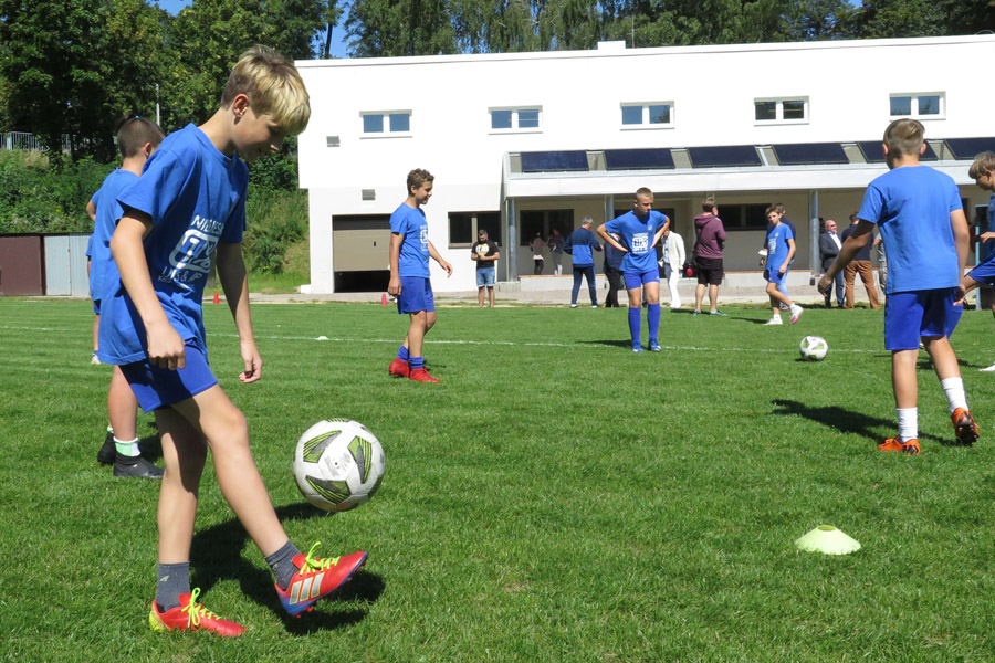Trening piłkarski na Kresach.