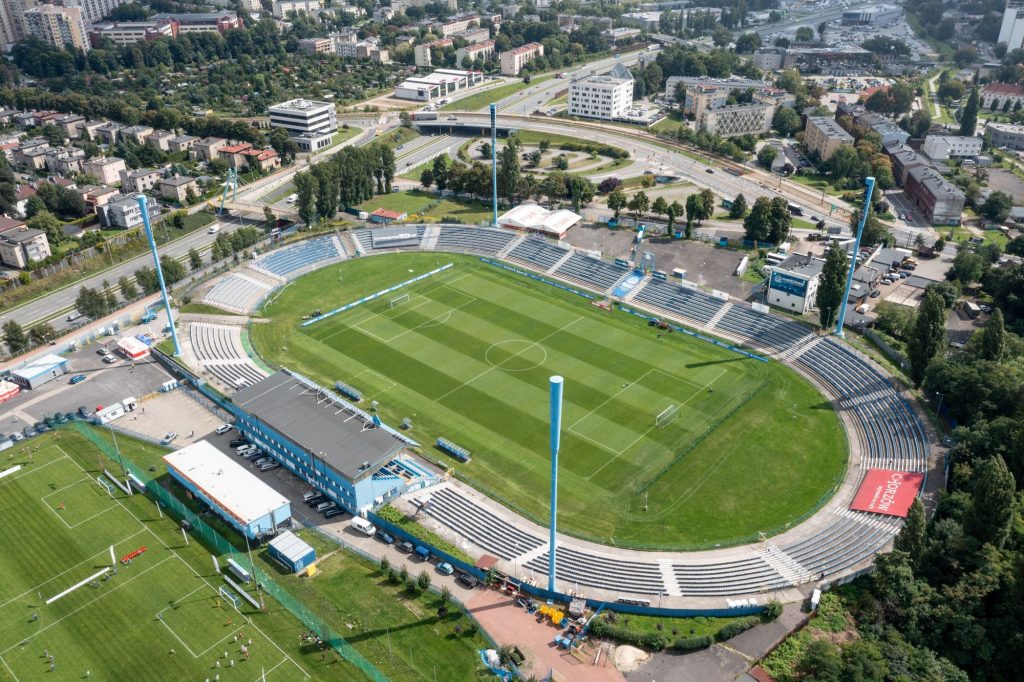 Stadion Miejski - ul. Cicha 6