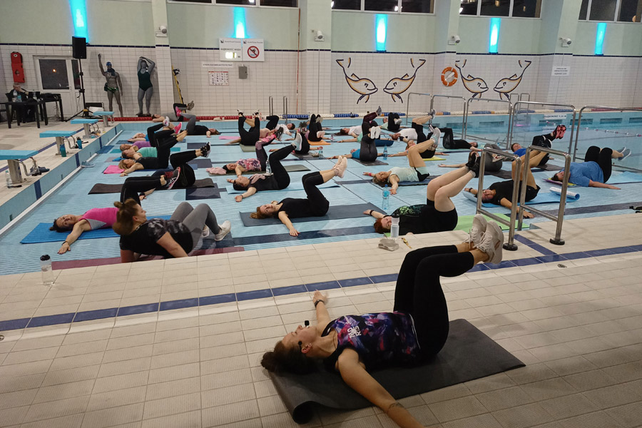 Maraton fitness suchy-mokry.