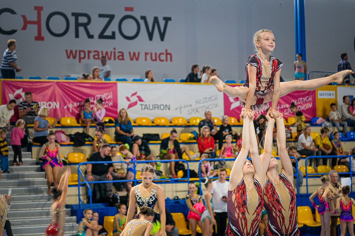 Zawody gimnastyczne.