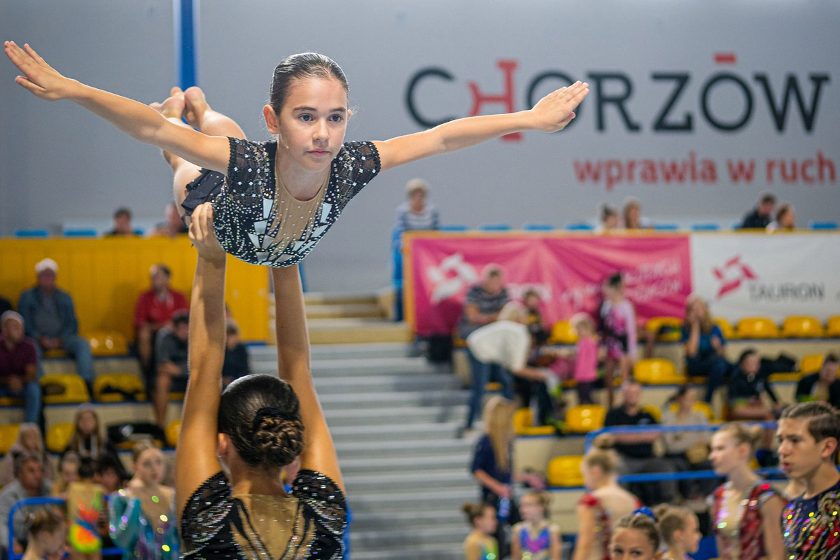 Zawody gimnastyczne.